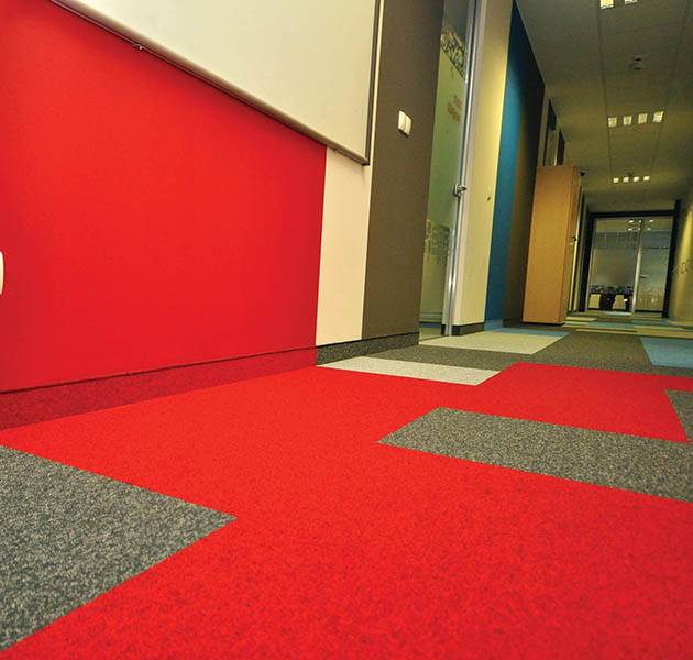 Inspiration Grande Reference office dalles season summer winter infini design ombra couloir macro zone rouge